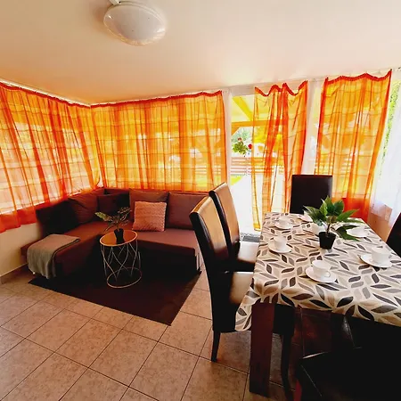 Holiday home Zsanett Nyaralo