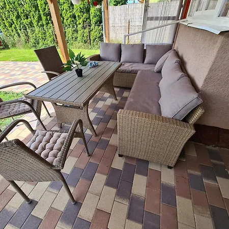 Zsanett Nyaralo Holiday home